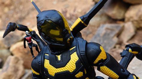 Hasbro Marvel Legends Ant Man And Yellowjacket Fwoosh
