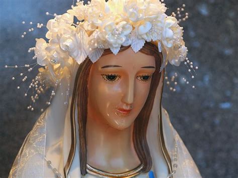Hundreds Flock To Windsor To See Statue Of ‘weeping Virgin Mary National Post