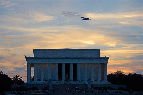 He said the its one of the best days he had! Lincoln Memorial at Night | Washington | Pictures | United ...