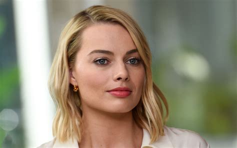 3840x2400 Margot Robbie Closeup 4k 4k Hd 4k Wallpapers Images Backgrounds Photos And Pictures