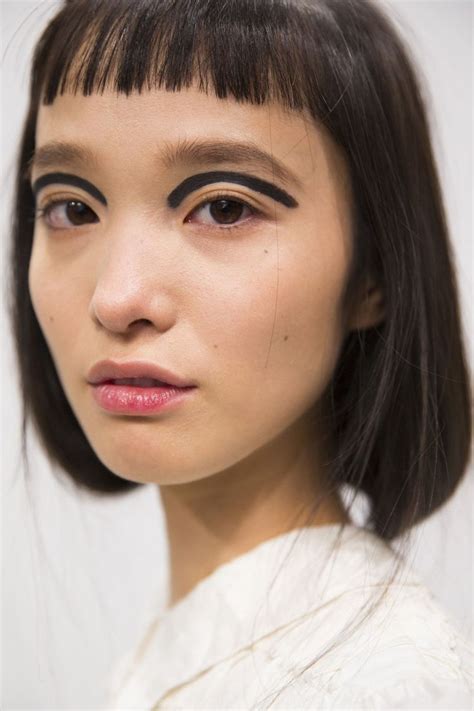 Springsummer 2016 Beauty Trend Report The Looks To Try Now Makeup Looks Hair Makeup Beauty