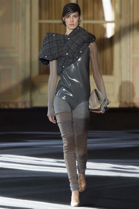 Acne Studios Fall Ready To Wear Fashion Show Vogue Ready To