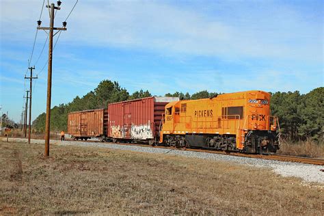 Pickens Railroad U18b 9507 H Photograph By Joseph C Hinson Fine Art America