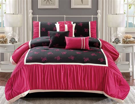 Bed skirt, comforter, two standard shams, two accent pillows and neck roll.read more. Pink and Black Bedding Sets - Ease Bedding with Style