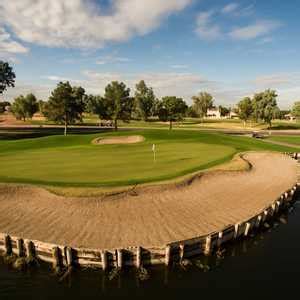 Greenfield Lakes Golf Course In Gilbert