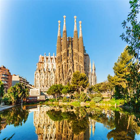 Die 10 schönsten highlights des landes. Barcelona - Hauptstadt der Region Katalonien mit ...