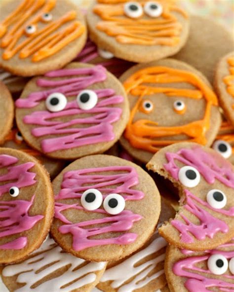 20 Easy Halloween Sugar Cookie Ideas That Kids Can Make Neo Mamma