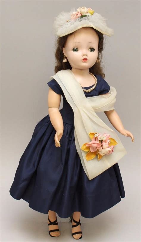 lot 21 all original 1955 1959 hard plastic vinyl madame alexander cissy doll with wardrobe