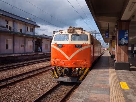Рсзо хвачха / 화차 / 火車 / hwacha / hwach'a. 言論自由: 東台灣火車之旅