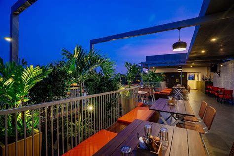 7 Best Rooftop Bars And Restaurants In Bangalore With A Spectacular View