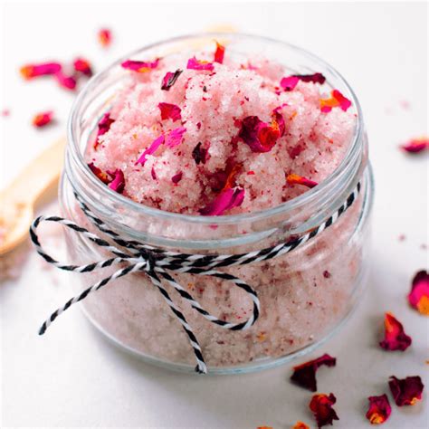 There is no need to visit the parlor for this purpose. 30 Easy to Make DIY Sugar Scrubs For Gorgeous, Glowing ...