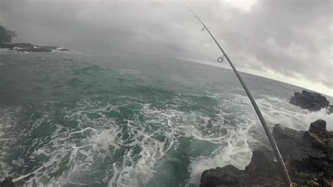 Big Island Shore Fishing - Ultra light gear - YouTube