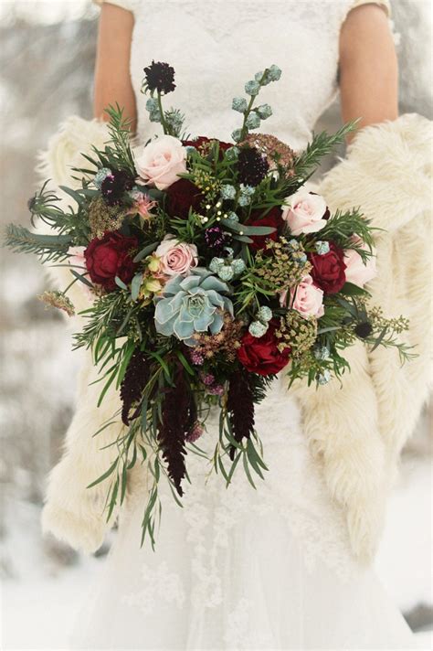 Rustic wedding bouquets, shabby chic wedding bouquets, vintage wedding bouquets, organic wedding bouquets. 20 Chic Wedding Bouquets Ideas for Winter Brides ...