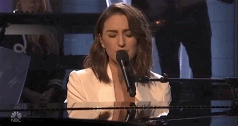 Sara Bareilles Snl  By Saturday Night Live Find And Share On Giphy