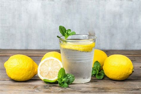 Boire du jus de citron le soir ou le matin Esprit Santé