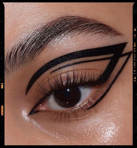 Black Graphic Liner No Eyeliner Makeup Makeup Eyeliner Graphic Makeup