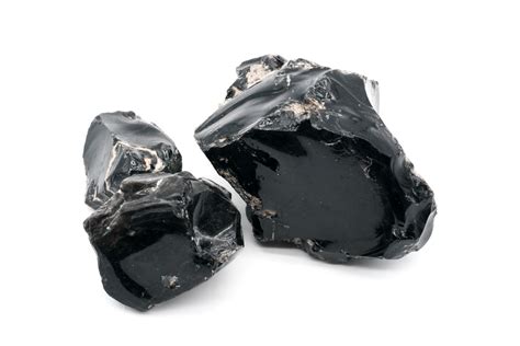 Black Obsidian Meaning Properties And Uses Gemstonist