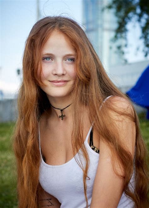 Remarkably Beautiful Girls Photo Lange Rote Haare