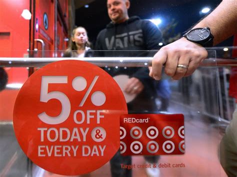 Maybe you would like to learn more about one of these? Retailers Push Early Thanksgiving Deals While Other Stores ...