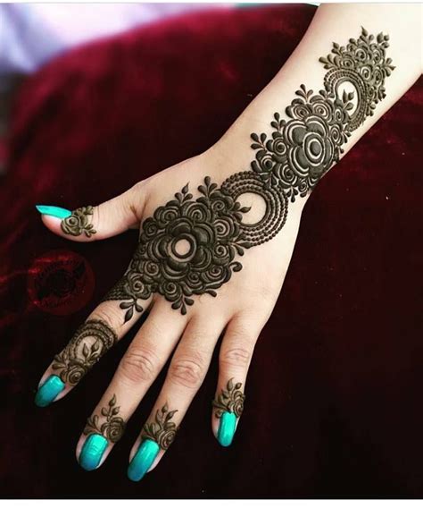 32 Stunning Back Hand Henna Designs To Captivate Mehndi Lovers Unique