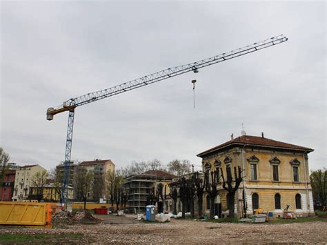 La prenotazione è a pagamento e il costo del servizio può essere corrisposto attraverso carta di credito. Milano | Cagnola - Cantiere Consolato USA di Piazzale ...