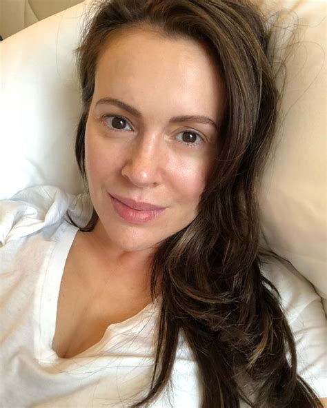 Alyssa Milano Se Dévoile Sans Maquillage Sur Instagram