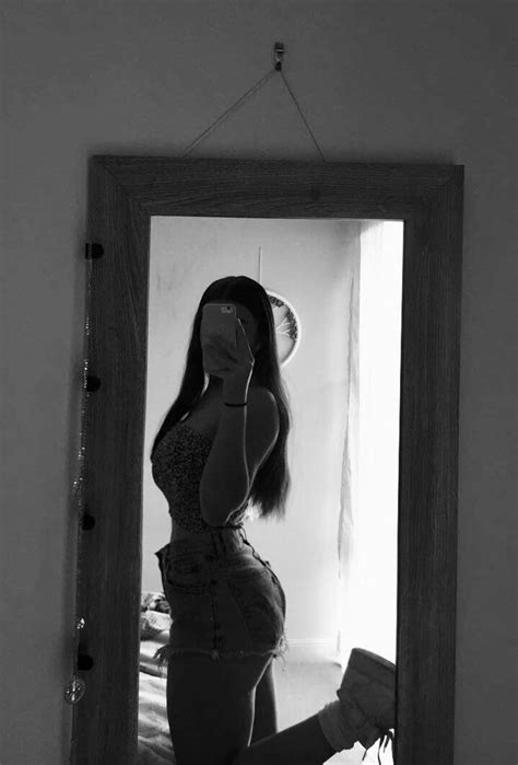 selfie poses instagram selfies poses skinny girl body skinny girls girl photography poses