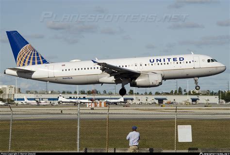 N441ua United Airlines Airbus A320 232 Photo By Martin Oswald Id