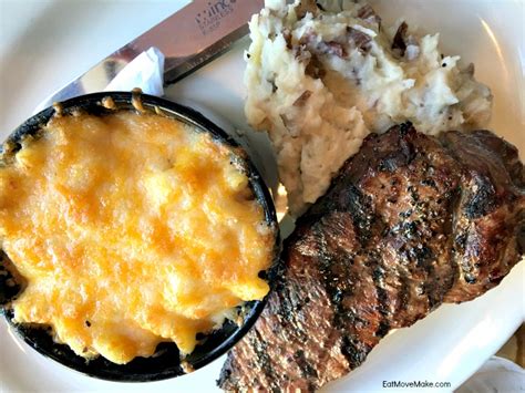 价钱未含消费税。｜our food may contain or come in contact with (but not limited to) milk, egg, fish, shellfish, tree nuts, peanuts, wheat and soybeans. Historic Downtown Hampton VA - What To Do and Where To Eat!