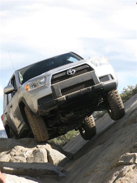 The front and rear fender flares are embellished along the the use of aluminum alloy crankshaft bearings along with balance shafts contributed to improved engine reliability and decreased noise and vibration. 2009 Toyota 4runner V 4.0 V6 24V (270 Hp) 4x4 Automatic | Technical specs, data, fuel ...