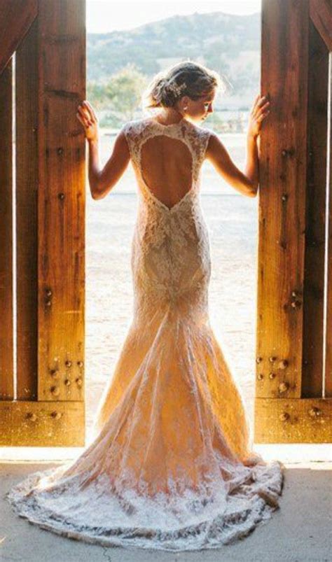 Read about what to wear and how to wear it on the ylf blog. 20 Best Country Chic Wedding Dresses: Rustic & Western ...
