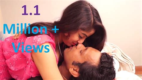 Mallu Aunty Hot Scene Desi Bhabhi Scene Bengali Aunty Romance Kissing
