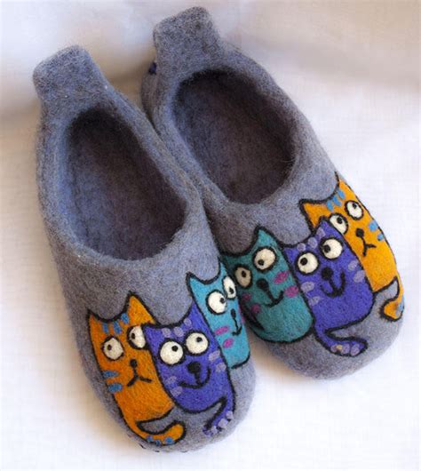 Felted Slippers Felt Slippers Wool Slippers Cats Etsy Felted