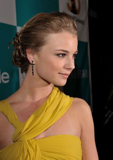 Pictures And Photos Of Emily Vancamp Imdb Pretty Of The West In 2019 Emily Vancamp Emily