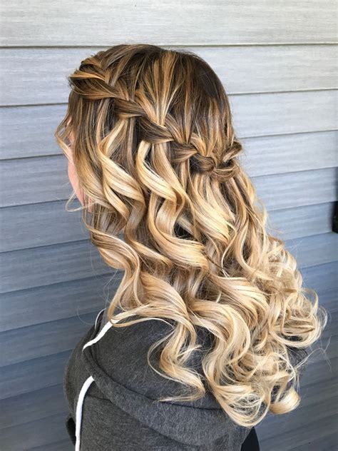 My Prom Hair Done By Rachelle Araujo Long Hair Styles Homecoming Hairstyles Quince Hairstyles