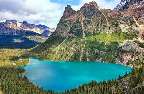 Canadas 10 Most Popular National Parks