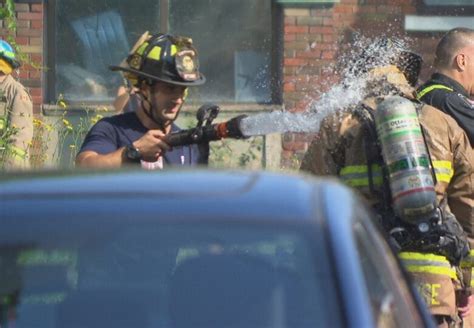 Ottawa Firefighters Fight 3 Blazes Monday Cbc News