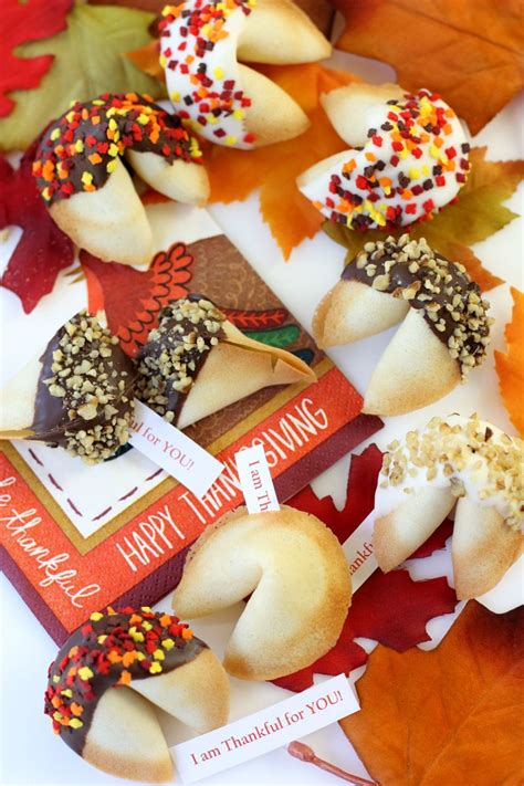 Easy Cute Thanksgiving Fortune Cookies Pizzazzerie