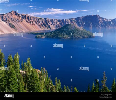 Usa Oregon Crater Lake National Park Crater Lake And Wizard Island