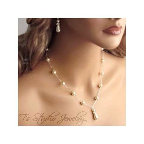 Pearl Back Drop Lariat Bridal Necklace Chain Strand Dangle Backdrop