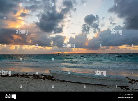 Sunrise In Tulum Mexico Stock Photo Alamy