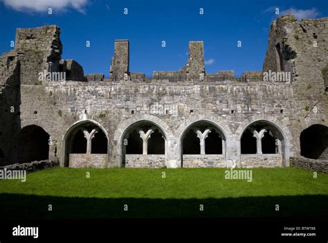 Cloister Ireland Hi Res Stock Photography And Images Alamy