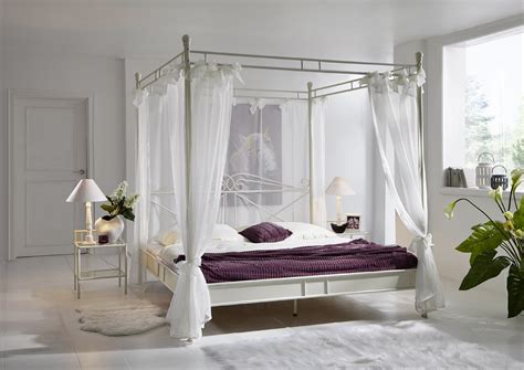 2 liegeflächen in 90x190 und 140x190 cm. Himmelbett Doppelbett 140 x 200 cm creme/weiß VENEZIA