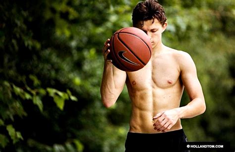 Tom Holland Shirtless Playing Basketball Stuarte