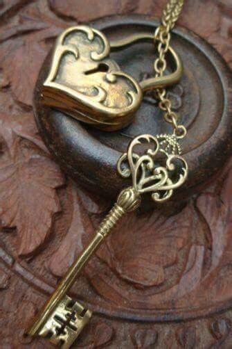 Gold Vintage Key And Heart Shape Lock Antique Keys Vintage Keys Or