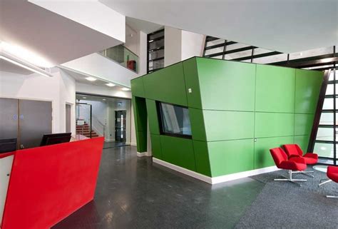 We'll also discuss wall art and fabric combinations; Top 20 Best Interior Design Schools in the world in 2018