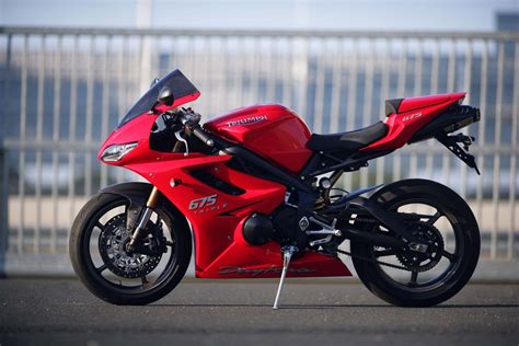 Triumph daytona 675 price ranges from rs. 2009 Triumph Daytona 675