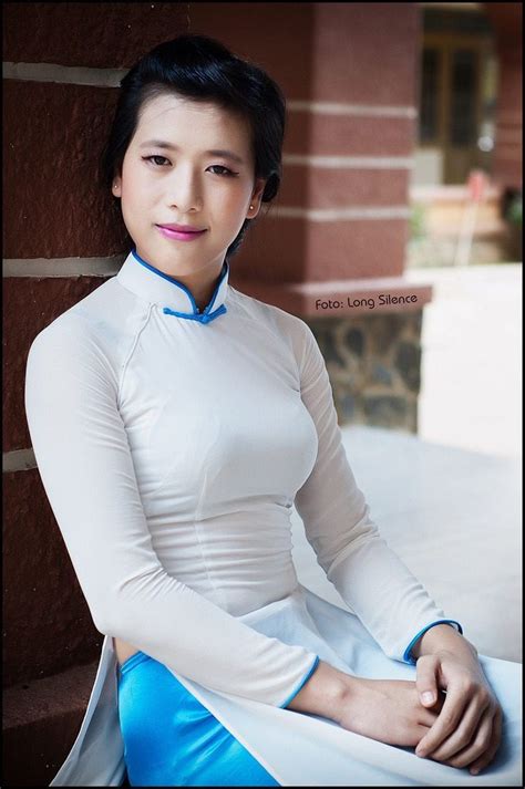 Pin On Vietnamese Dress Beautiful Charming 1