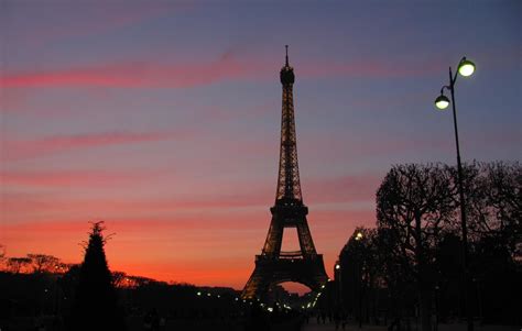 Pariseiffel Tower Sunset By Fabiuswong On Deviantart