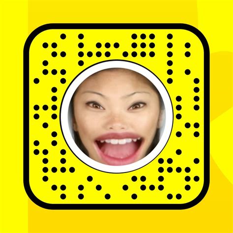 big head lens by ileana snapchat lenses and filters